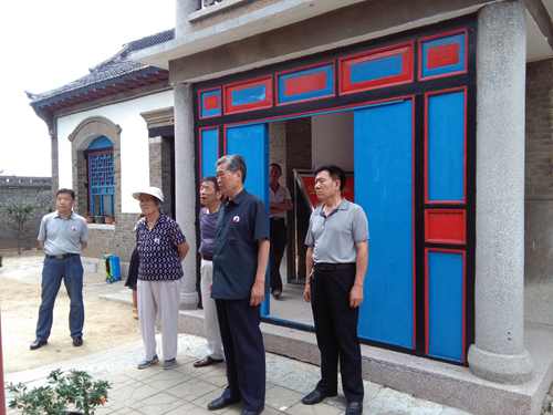 市委老干部局组织机关离退休党员到昌邑接受党性教育(图1) 市委老干部局组织机关离退休党员到昌邑接受党性教育(图1)