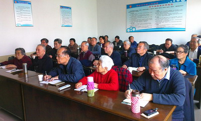 潍坊市中级人民法院举办老干部保健知识讲座(图3) 市中级人民法院举办老干部保健知识讲座(图3)