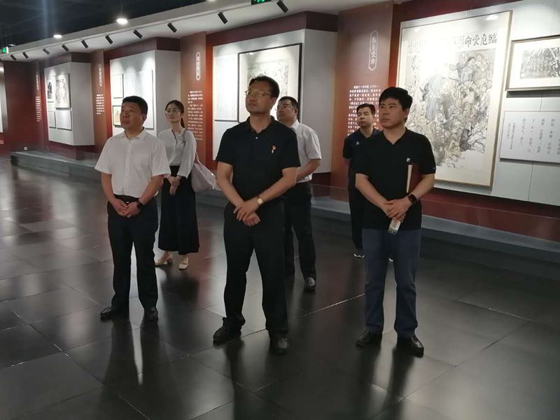 潍坊市委老干部局来潍城调研指导老干部工作(图4)