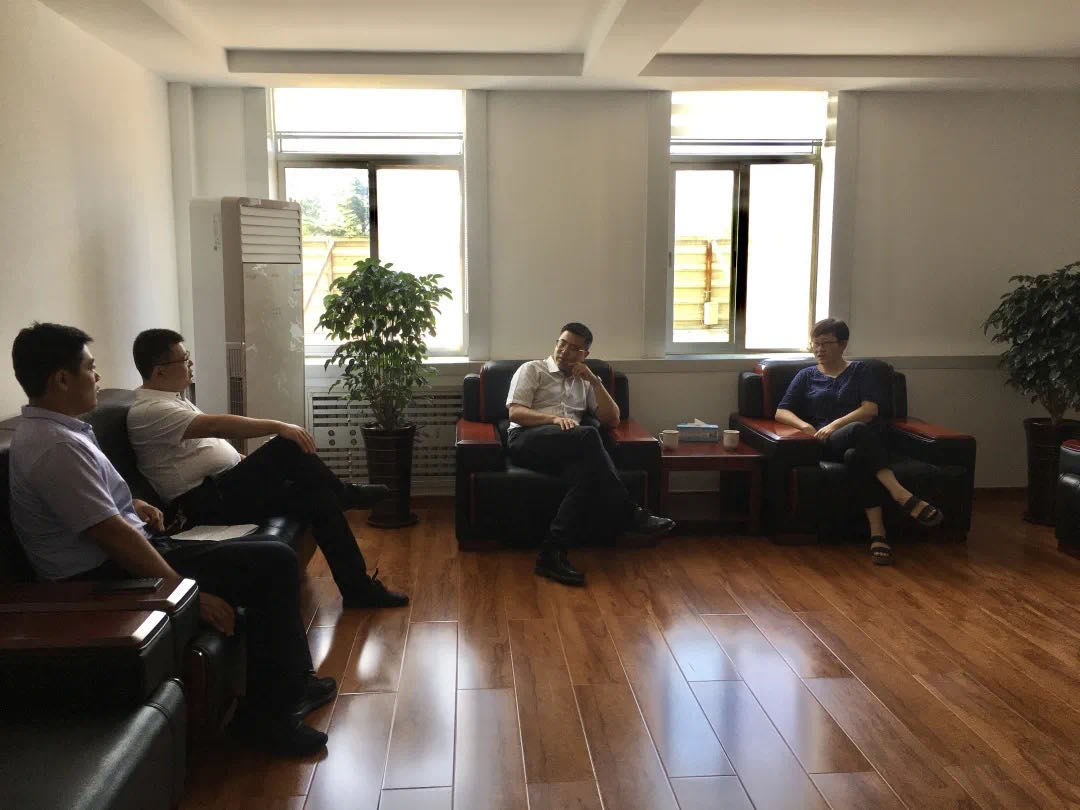 坊子区委老干部局到黄旗堡街道调研 “长者有为·时代先锋”工程示范点(图1)